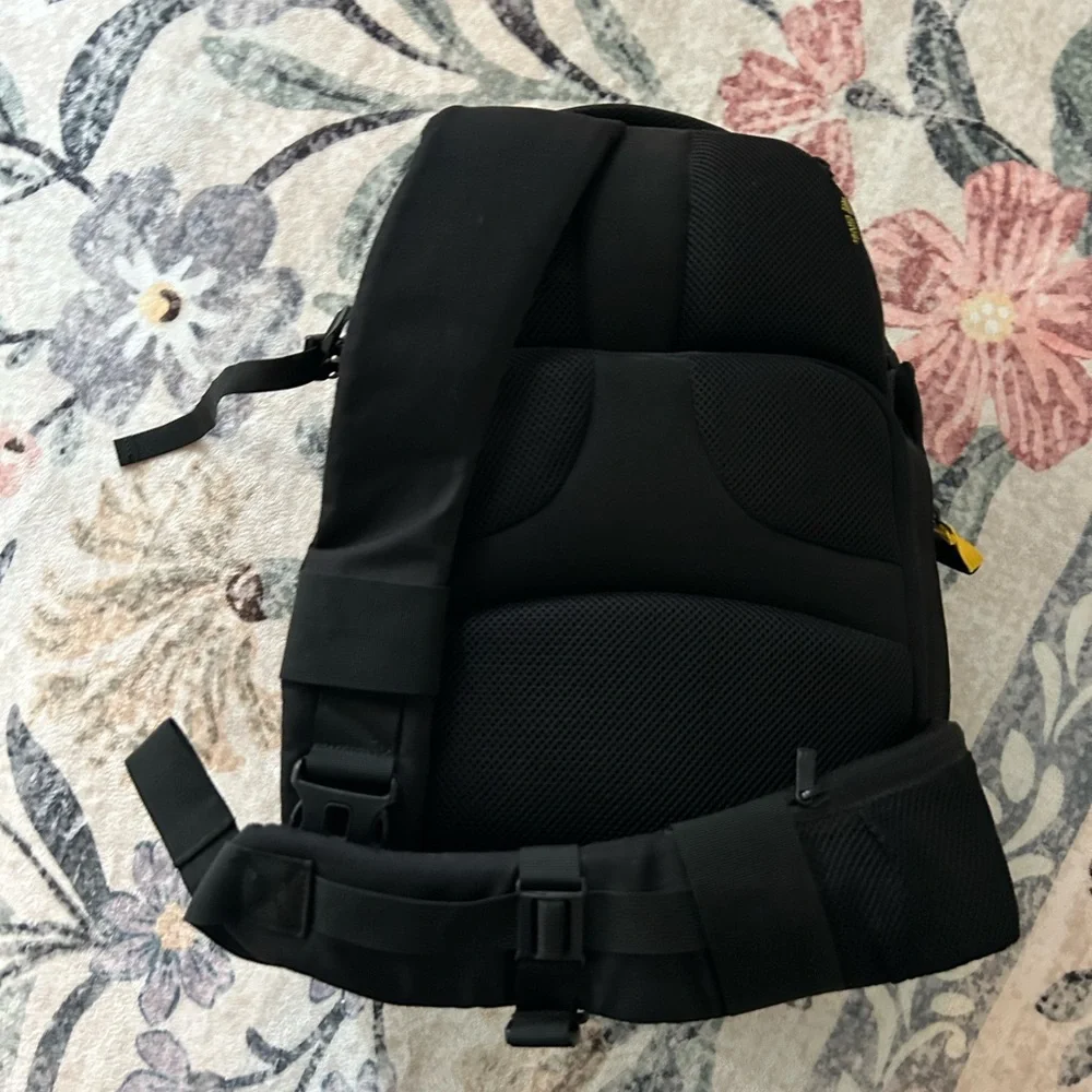 Ruggard Triumph 45 Sling Camera Bag